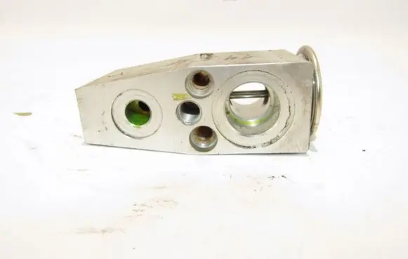 Chevrolet Orlando Air conditioning (A/C) expansion valve SHG