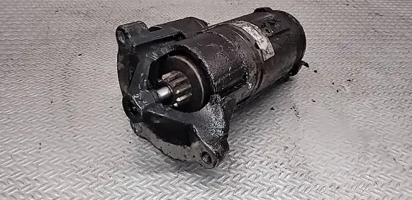 Peugeot 807 Starter motor C190700R