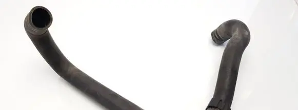 Volkswagen PASSAT B6 Engine coolant pipe/hose