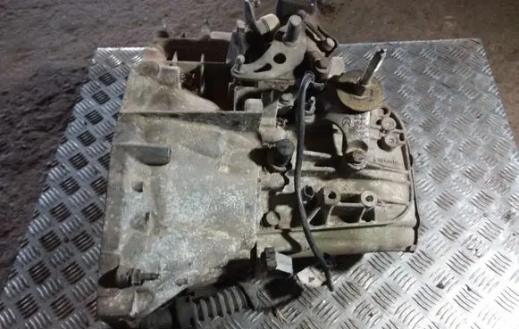 Citroen C4 I Manual 6 speed gearbox 20MB01 9642019610