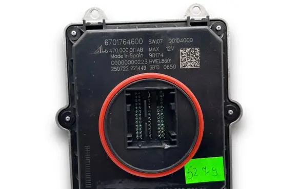 Maserati Levante Central body control module S5279 6701764600