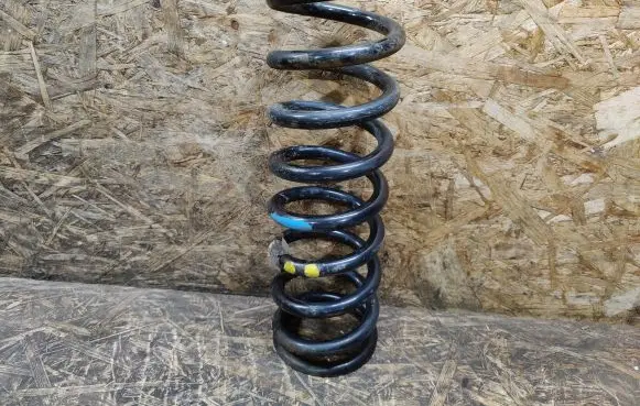 Mercedes-Benz S W140 Rear coil spring