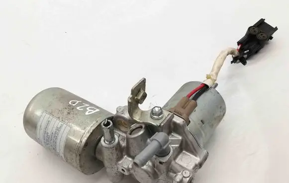 Toyota C-HR I Vacuum pump 4707047070