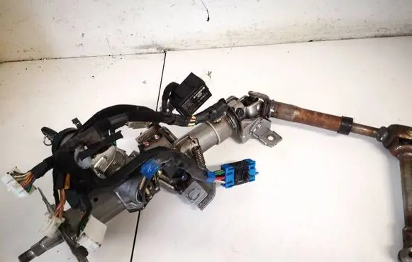 KIA Carens II Steering wheel axle