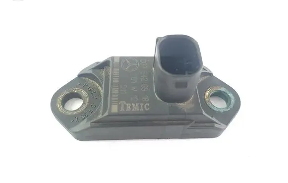Mercedes-Benz E W211 Airbag deployment crash/impact sensor 0025426918