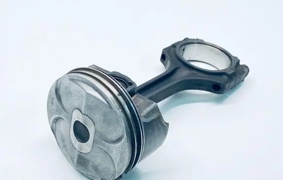 Ford Mustang VI Piston with connecting rod CR3Z6200B JR3Z6108A