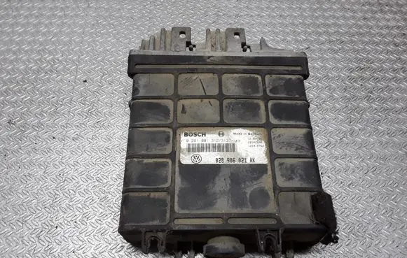 Volkswagen PASSAT B4 Engine control unit/module 0281001312 028906021AK