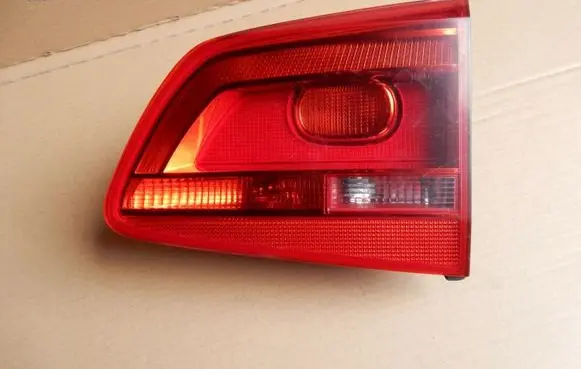 Volkswagen Touran I Tailgate rear/tail lights 1T0945094 40532