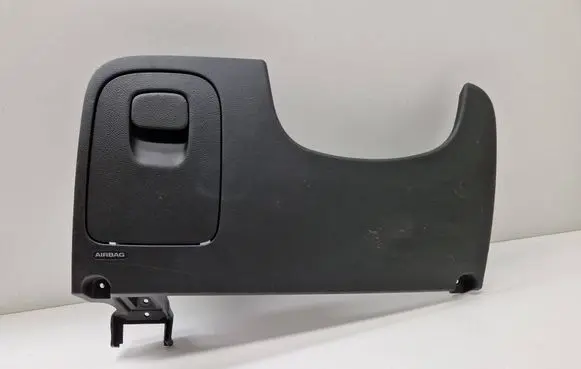 Buick Encore I Dashboard lower bottom trim panel BCG50753