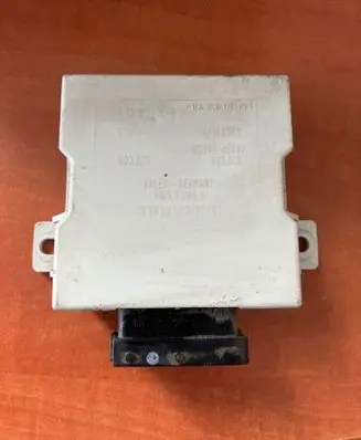 Toyota Prius c Window wiper relay 603025 8594005040