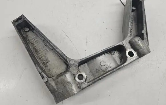 Land Rover Freelander Engine mounting bracket KKU107640