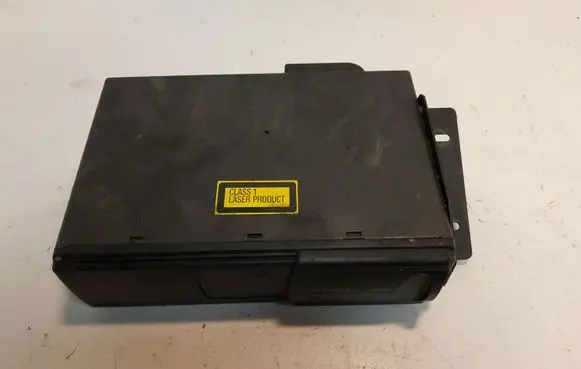Toyota Previa (XR30, XR40) II CD/DVD changer 0860100911