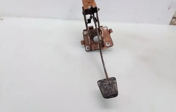 Clutch pedal