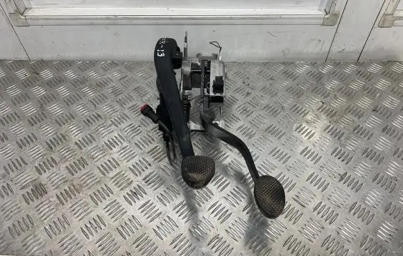 Mini Cooper Countryman R60 Pedal assembly C4000206SE