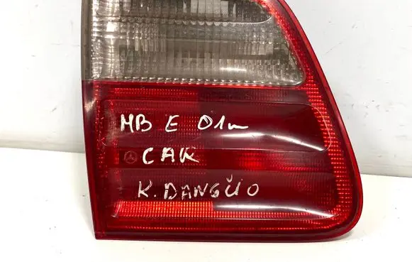 Mercedes-Benz E W210 Tailgate rear/tail lights A2108205964 3245012140