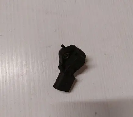 Audi A4 S4 B5 8D Air pressure sensor 059906051 0281002326