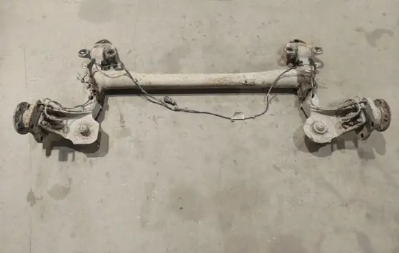 Opel Astra H Rear subframe 