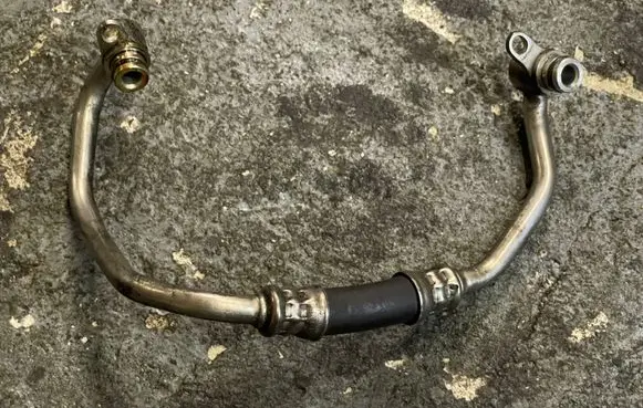 BMW 3 E90 E91 Coolant pipe/hose 7558899
