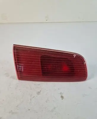 Tailgate rear/tail lights