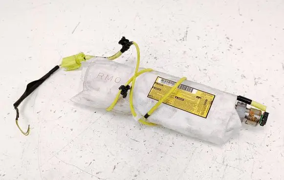 Toyota Prius+ (ZVW40) Seat airbag GA33202634