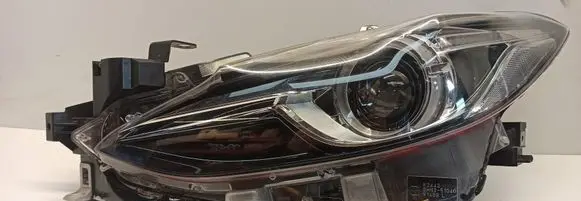 Mazda 3 III Headlight/headlamp BHT551040