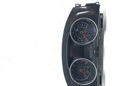 Volkswagen Golf VII Speedometer (instrument cluster) 5G1920