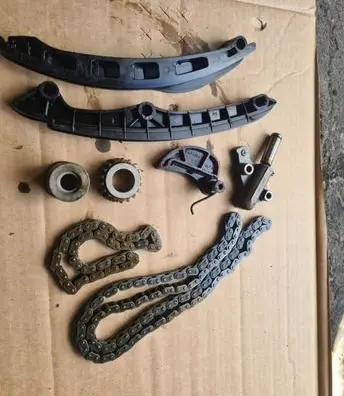 Volkswagen Golf VI Timing chain (engine) CAVD