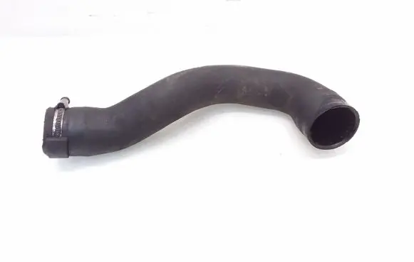 Opel Astra H Intercooler hose/pipe 555557520