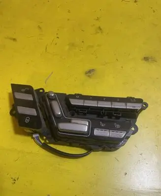 Mercedes-Benz S W221 Seat control module A2218707651 2218707651