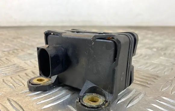 Opel Astra H ESP acceleration yaw rate sensor 13208665 CT76H29AU0 10170103623