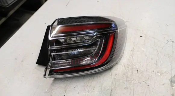 Renault Clio V Rear/tail lights 265505405R