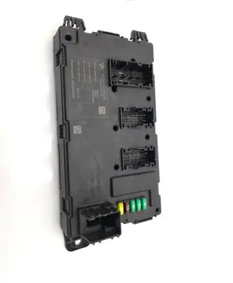 BMW 4 F32 F33 Central body control module 9329704 0030000 00000F4D