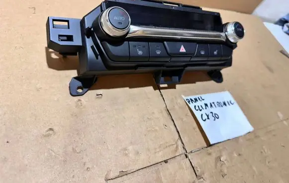Mazda CX-30 Climate control unit BGkN61190 006678 A3C10145600