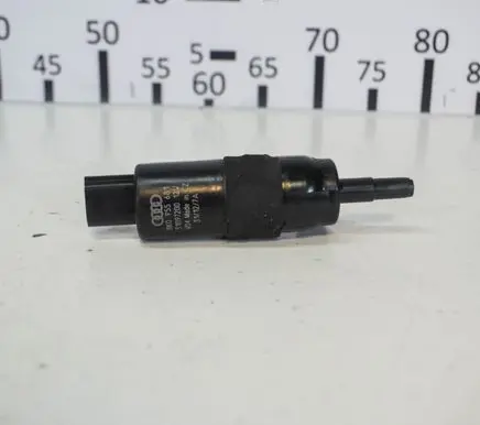 Audi A4 S4 B8 8K Windscreen/windshield washer pump 8K0955681