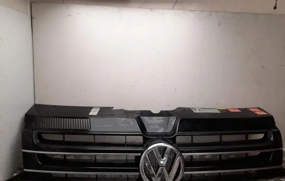 Volkswagen Multivan T4 Front grill 7E5853651