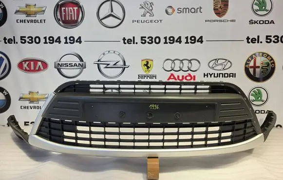 Ford Kuga I Front bumper lip 8V4117C749A