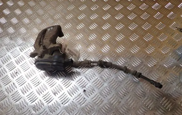 Audi A4 S4 B8 8K Brake caliper pad carrier rear 