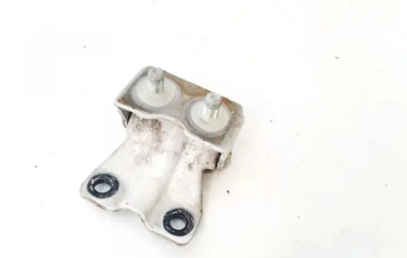Subaru Legacy Tailgate/trunk/boot hinge