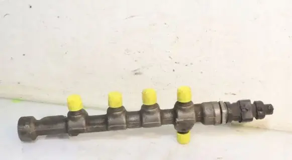 Fiat Bravo Fuel main line pipe 0445214192