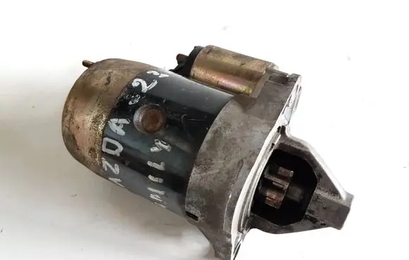 Mazda 323 F Starter motor M3T38882