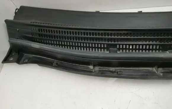 Toyota Prius+ (ZVW40) Wiper trim 5570847190 5578147180 5575247060