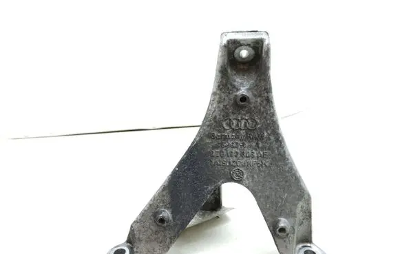 Audi A4 S4 B7 8E 8H Engine mounting bracket 8E0199308AF