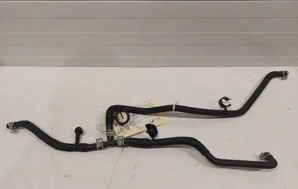 Coolant pipe/hose