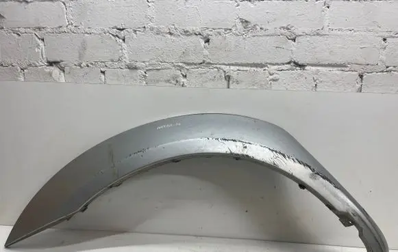 Nissan Navara D22 Fender trim (molding)