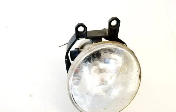 Toyota Avensis T270 Front fog light 8122002110