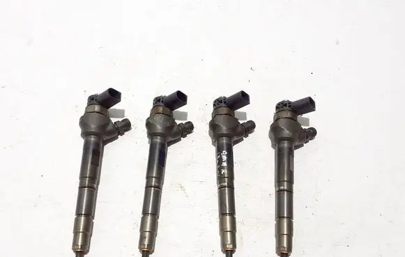 Volkswagen Amarok Fuel injector 03L130277J