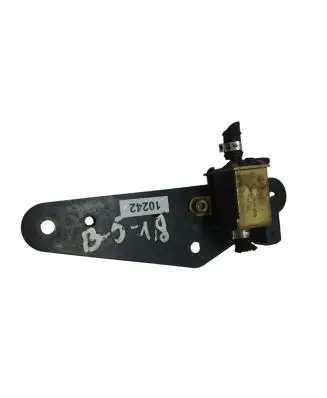 Volkswagen PASSAT B5 Turbo solenoid valve 026905283H 00T165