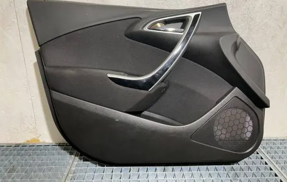 Opel Astra J Front door card panel trim 13400405 02102013 VL20132750614