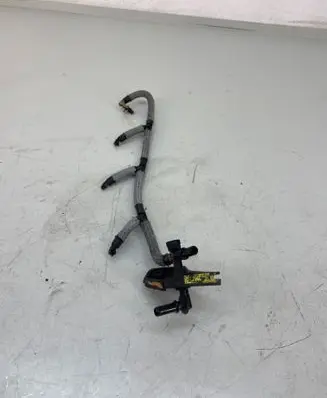 Renault Trafic III (X82) Fuel return line/hose 166717509R
