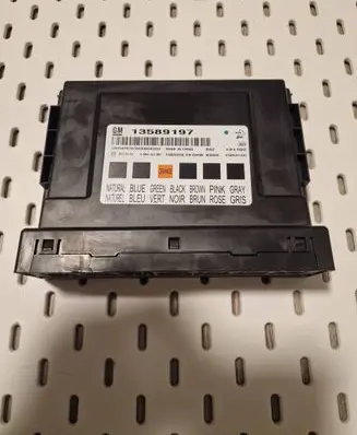 Chevrolet Trax Comfort/convenience module 13589197